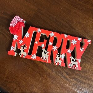 Cute Red Wooden Merry Sign 10x4 new Christmas decoration / wall decor